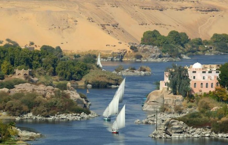 Depuis Louxor vers Assouan, croisière sur le Nil 5 jours / 4 nuits