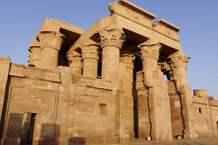 Assouan sur 2 jours/1 nuit : Edfou, Kom Ombo, Philae, Eléphantine à partir de Louxor