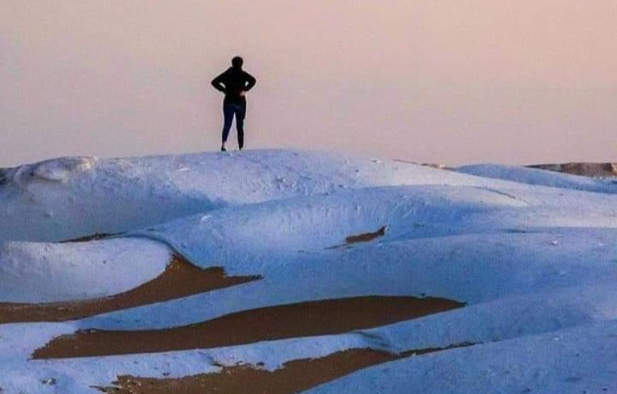 Depuis le Caire vers l’Oasis de Bahariya et le désert blanc 3 jours / 2 nuits